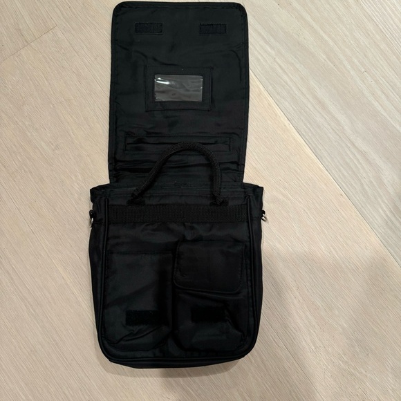 BRODY Black shoulder / backpack bag with Stylish Silhouette - Picture 2 of 6